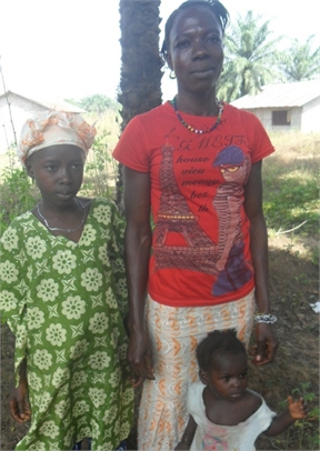 Yeakeni Koroma and her mother Yeanor Kamara